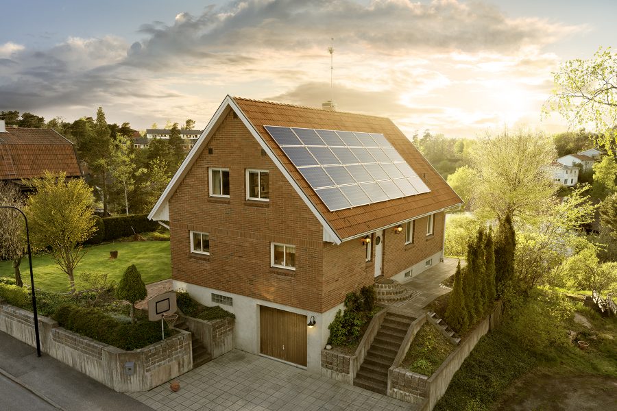 Sänk din elkostnad – investera i solel - Solar_Panel_image_1980x1200_RGB1_binary_6861224.jpg